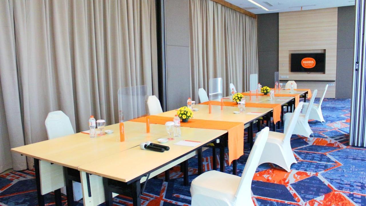 Harris Hotel & Conventions Gubeng Surabaja Exteriér fotografie