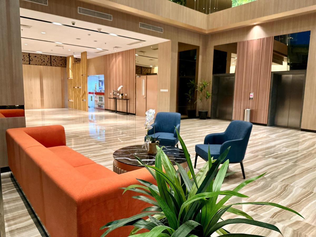 Harris Hotel & Conventions Gubeng Surabaja Exteriér fotografie