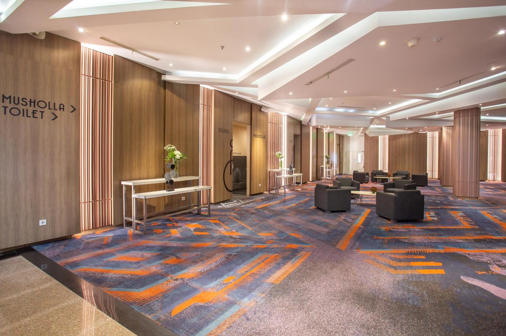 Harris Hotel & Conventions Gubeng Surabaja Exteriér fotografie
