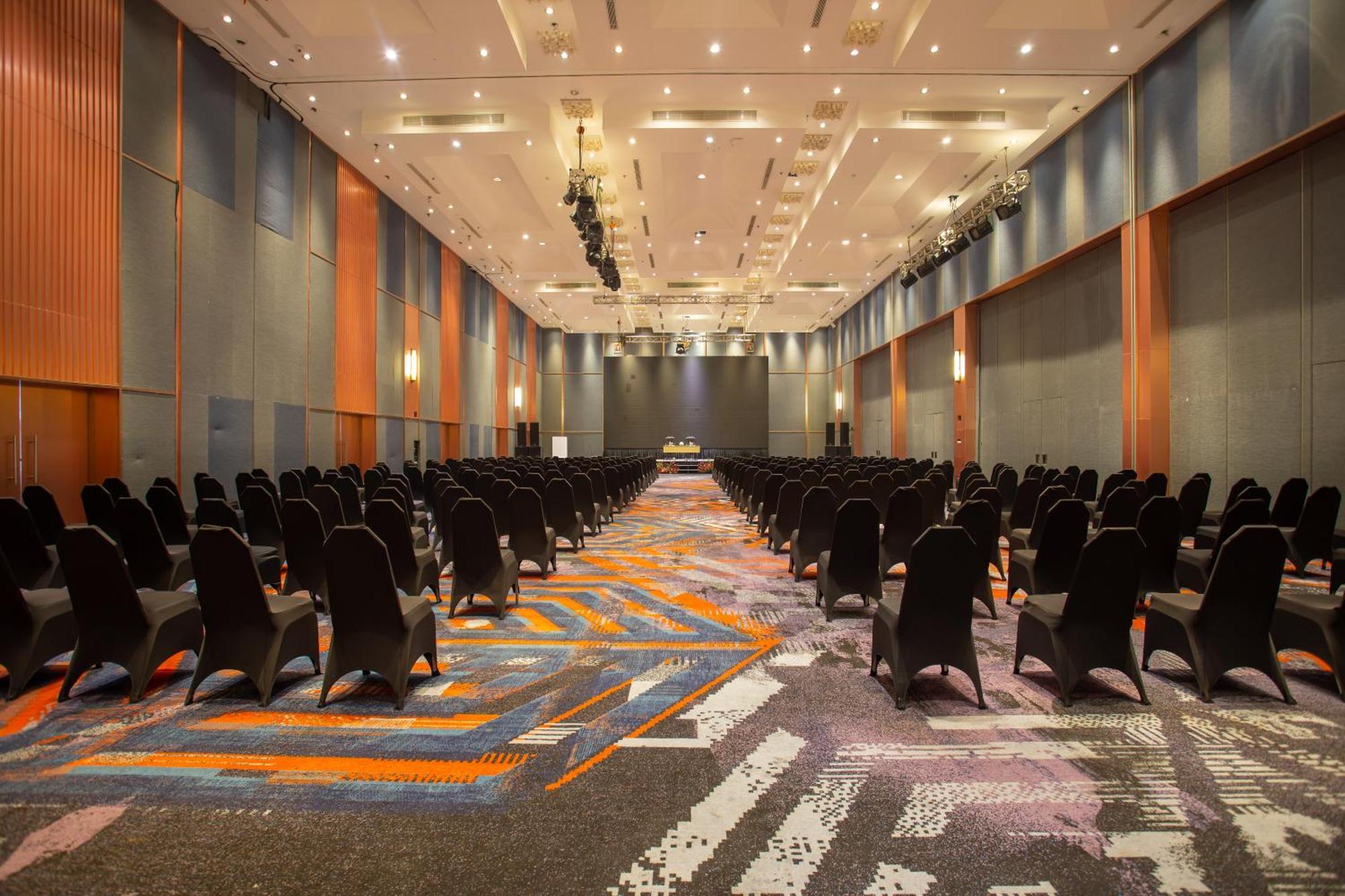 Harris Hotel & Conventions Gubeng Surabaja Exteriér fotografie