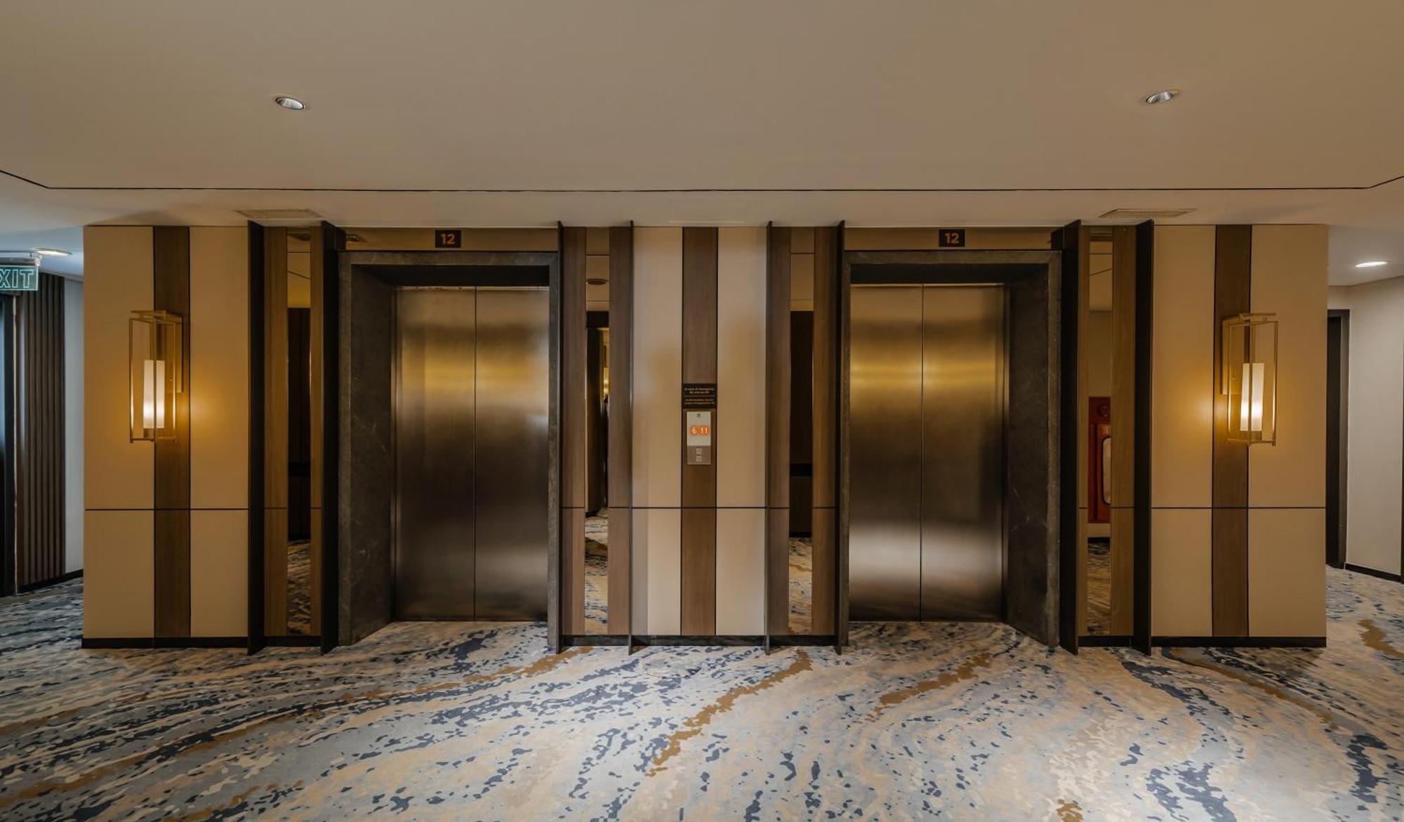 Harris Hotel & Conventions Gubeng Surabaja Exteriér fotografie